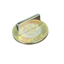 Imán 20mm x 5mm x 3mm...