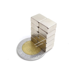 Imán 10mm x 10mm x 5mm Neodimio Potente 12,000 Gauss