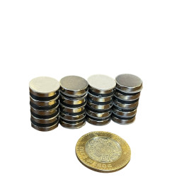 Imán 15mm x 3mm 3M Neodimio Con Adhesivo 12,000 Gauss